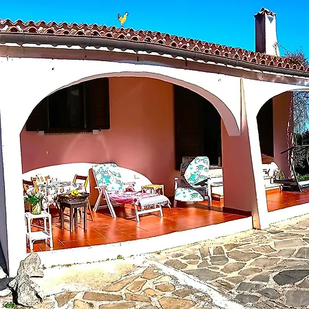 Rosa Con Piscina E Giardino Uso Esclusivo Villa Porto Rotondo
