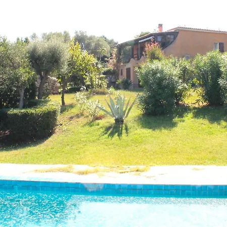 Rosa Con Piscina E Giardino Uso Esclusivo Villa