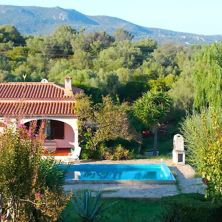 Rosa Con Piscina E Giardino Uso Esclusivo * Porto Rotondo