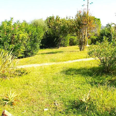 Rosa Con Piscina E Giardino Uso Esclusivo Villa Porto Rotondo